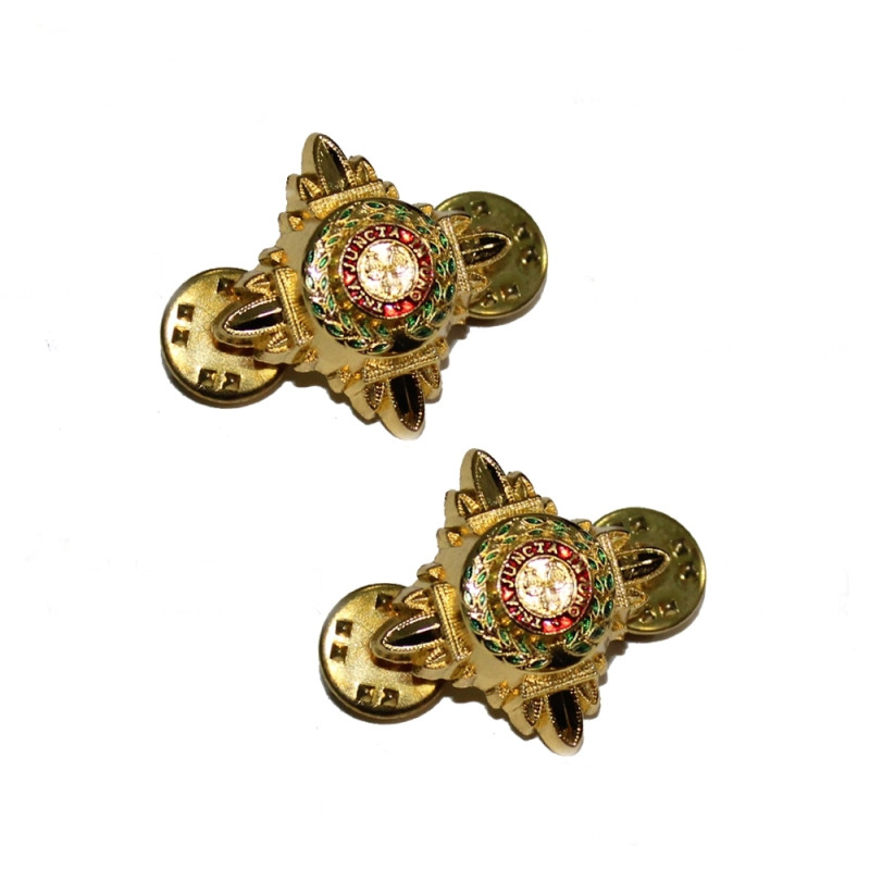 US Metal Rank Tria Juncta In Uno Gold And Enamelled Pips